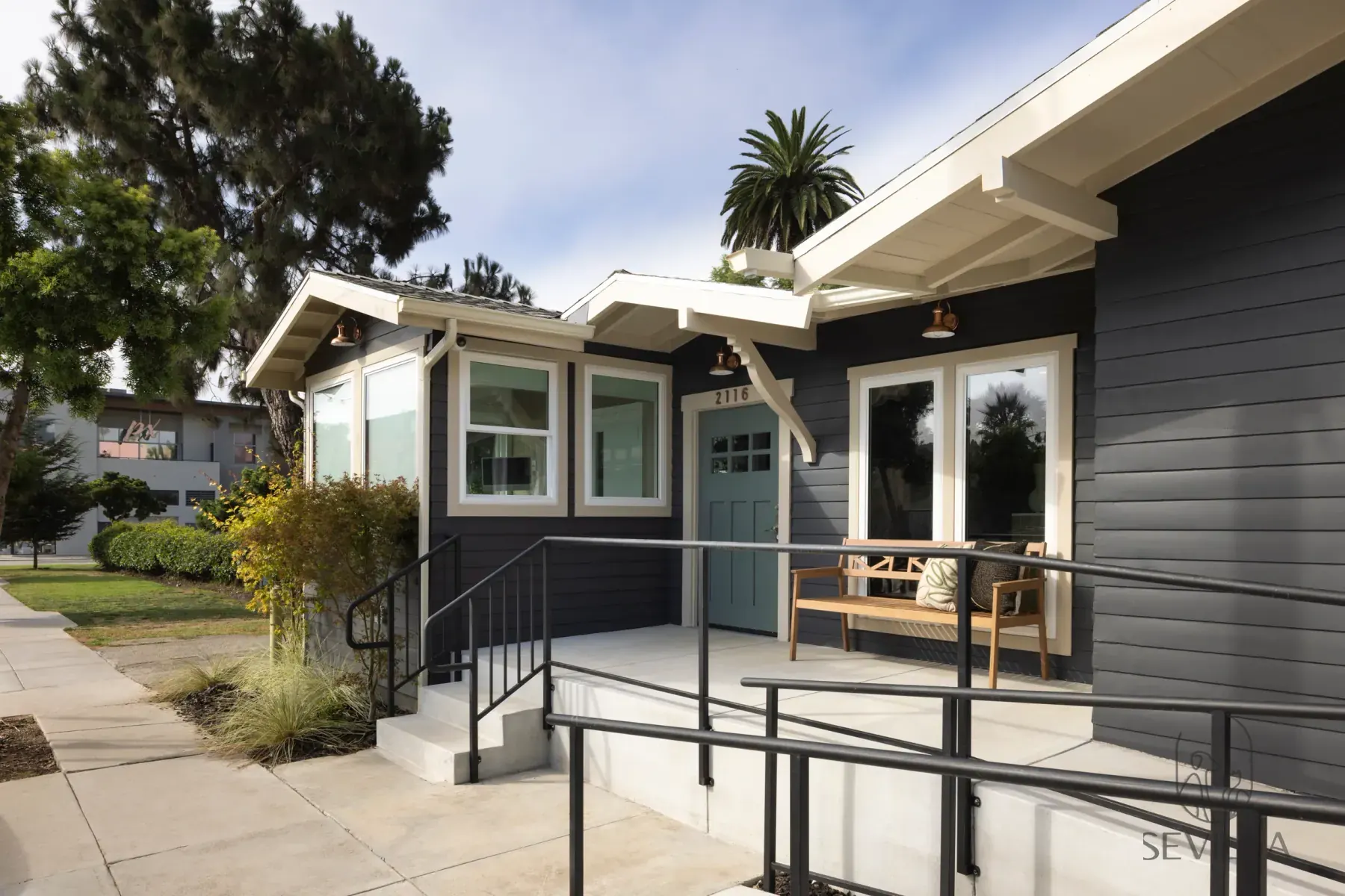 Exterior of Sevilla Veterinary Hospital at 2116 Main Street in Santa Monica